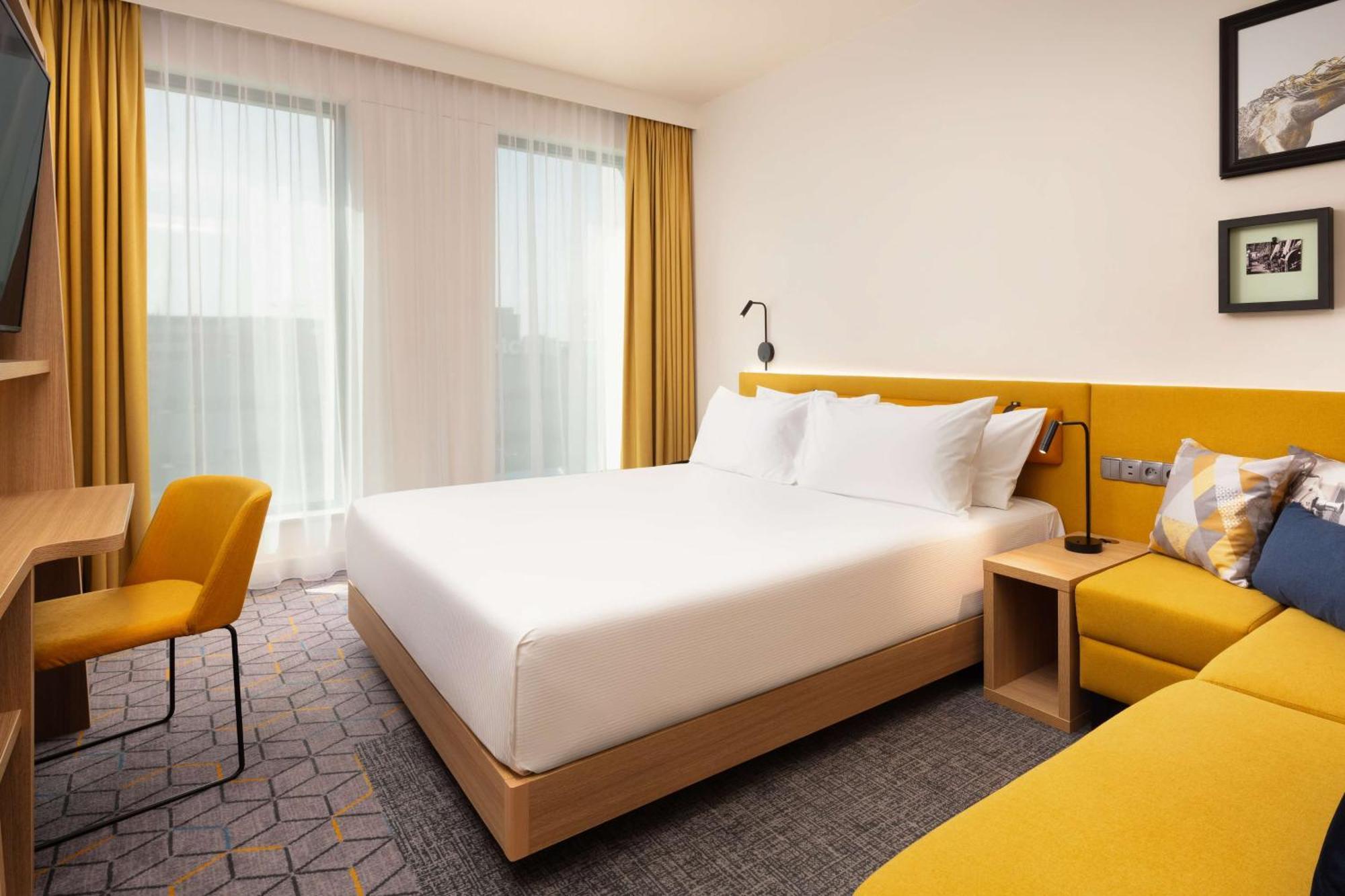 Hampton By Hilton Lodz City Center ภายนอก รูปภาพ